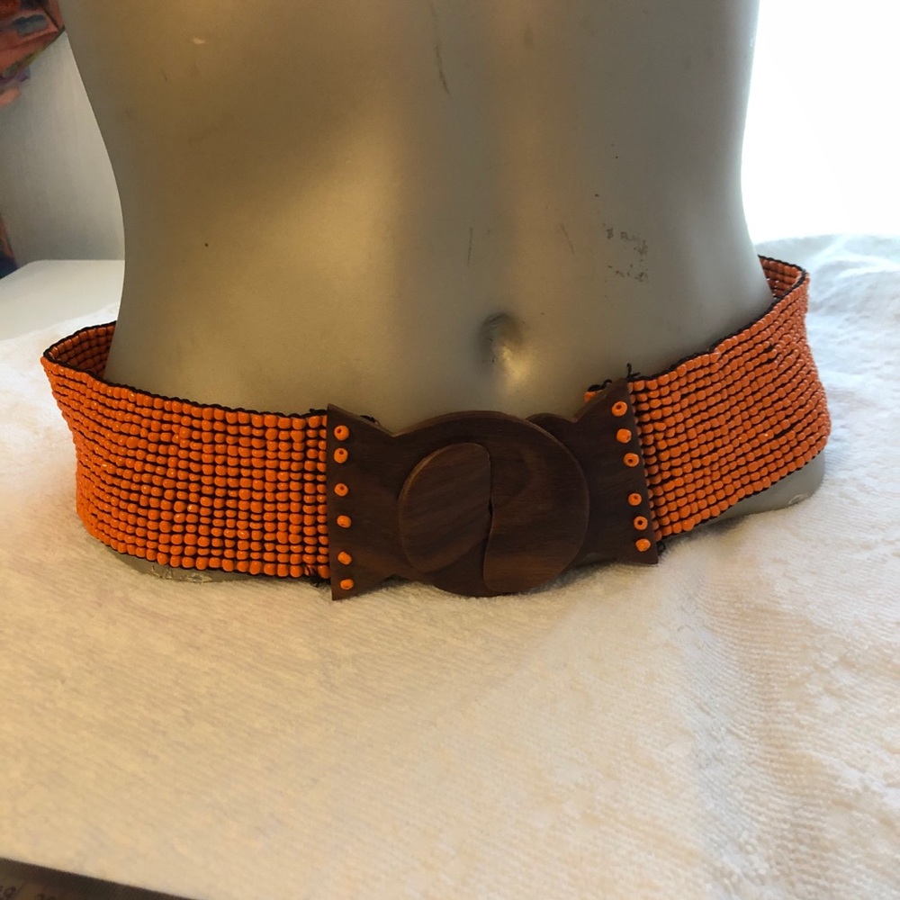 Anthropologie Tossa orange glass bead stretch belt